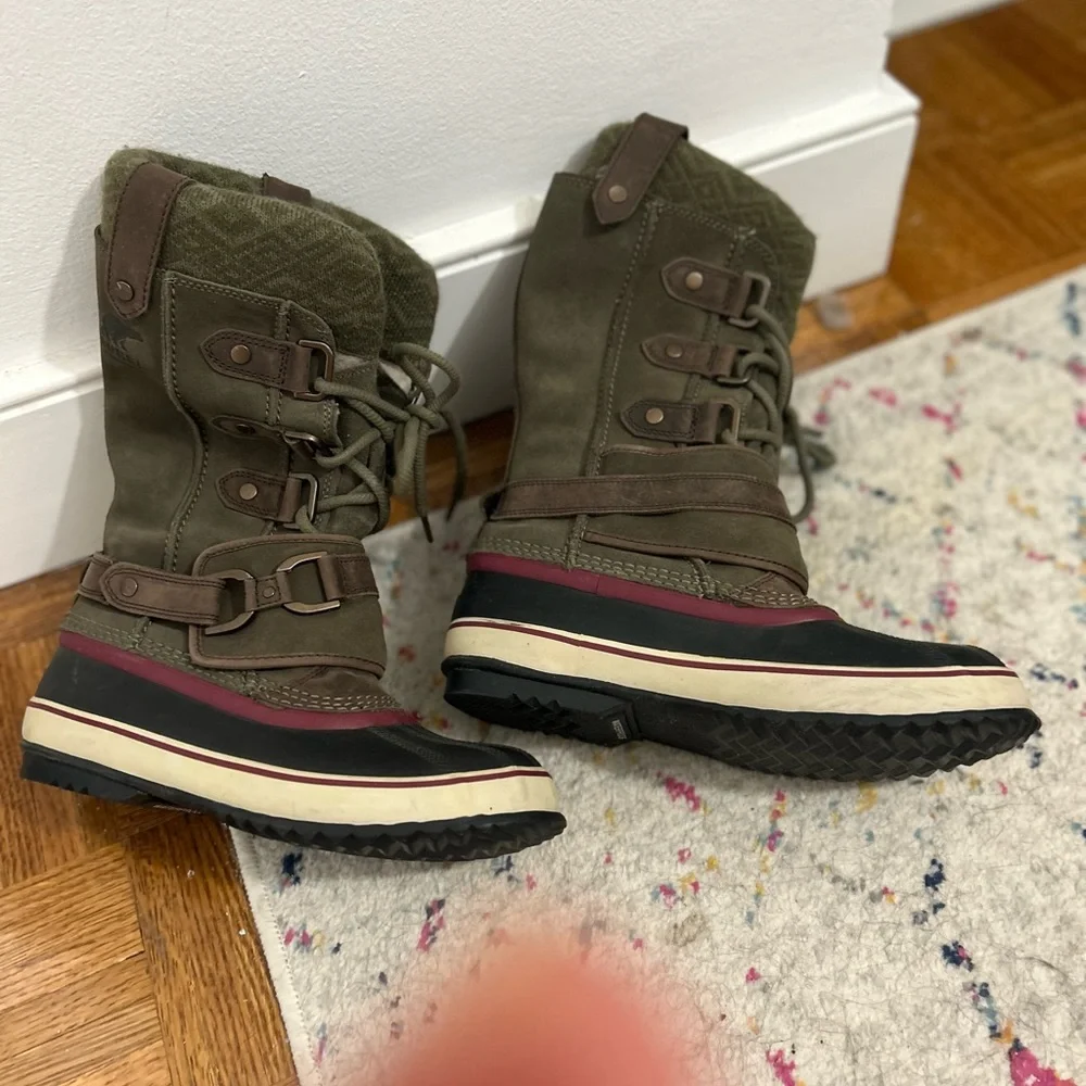 Sorel Joan of Arc Snow Boots Size 9.5 - Picture 3 of 4
